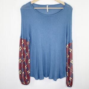 Lime N Chili Blue Pattern Long Sleeve Waffle Knit Top Women's Size Small S